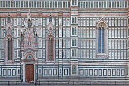 Seitenfassade des Dom, Kathedrale Santa Maria del Fiore, Florenz, Toskana, Italien