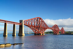 Forth Bridge, bei Edinburgh, Edinburgh, Schottland, Großbritannien, Vereinigtes Königreich