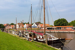 Hafen von Greetsiel, Niedersachsen, Norddeutschland, Deutschland, Europa