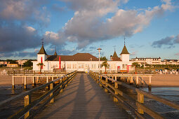 Seebrücke, Ahlbeck, Insel Usedom, Ostsee, Mecklenburg-Vorpommern, Deutschland