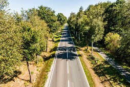 Road disappearing into the horizon, Radbruch, Winsen Luhe, Niedersachsen, north Germany, Germany