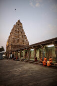 Tempeltor, Chennakeshava Tempel, Belur, Karnataka, Indien