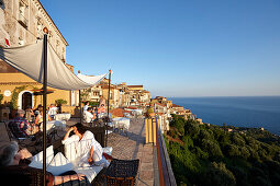 Guests on the terrace of Hotel Marulivo, Bed & Breakfast, Pisciotta, Cilentan Coast, Province Salerno, Campania, Italy