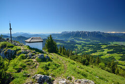 Chapel and summit cross at Spitzstein, Kaiser Mountain Range and Zillertal Alps in background, Chiemgau Alps, Tyrol, Austria