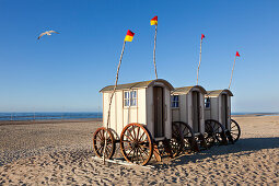 Beach huts on the beach, Nordstrand beach, Norderney, Ostfriesland, Lower Saxony, Germany