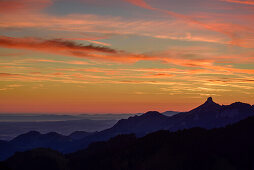 Blick von der Hochries auf die Kampenwand, Hochries, Chiemgauer Alpen, Chiemgau, Oberbayern, Bayern, Deutschland