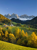 Villnoesstal valley, Santa Maddelena, Geisler Spitzen, Gruppo delle Odle, Alto Adige, South Tyrol, Dolomites, Italy