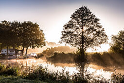 Morning light along the river Hamme, Neu Helgoland, Worpswede, Teufelsmoor, Lower Saxony, Germany