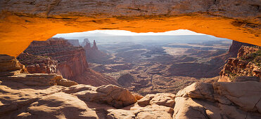 Mesa Arch, Canyonlands National Park, Moab, Utah, USA