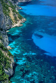 Mittelmeer mit Steilküste am Golfo di Orosei, Selvaggio Blu, Nationalpark Golfo di Orosei e del Gennargentu, Sardinien, Italien