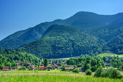 Blick auf Kreuth und Tegernseer Tal, Kreuth, Bayerische Alpen, Oberbayern, Bayern, Deutschland