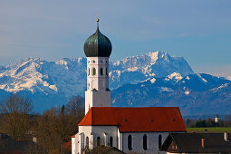 Münsing am Starnberger See mit Blick auf Zugspitze und Alspitze, Münsing, Bayern, Deutschland