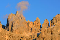 Pala im Abendlicht mit Cima del Focobon, Campanile del Focobon und Torre Quattro Dita, Pala, Dolomiten, UNESCO Weltnaturerbe Dolomiten, Trentino, Italien