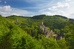 Oberburg and Niederburg castles, near Manderscheid, Eifelsteig hiking trail, Vulkaneifel, Eifel, Rhineland-Palatinate, Germany