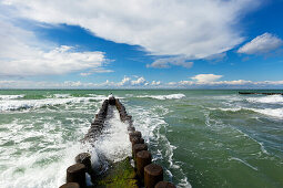 Spur dyke on the beach near Ahrenshoop, Darss, Baltic Sea, Mecklenburg-West Pomerania, Germany