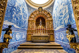Interior view of the altar in Se Cathedral, Faro, Algarve, Portugal
