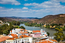 Blick vom Kastell über Rio Guadiana nach Spanien, Alcoutim, Algarve, Portugal