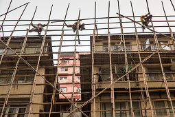 workers, acrobatic, Bamboo scaffolding, work safety, construction site, residential flats, housing, Hong Kong, China, Asia