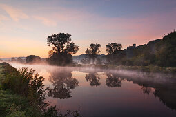 Morning mist, Ruhr river with Blankenstein castle, near Hattingen, Ruhr area, North-Rhine Westphalia, Germany