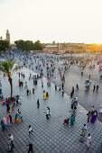 Gauklerplatz am Abend, Djemaa el Fna, UNESCO Weltkulturerbe, Marrakesch, Marokko