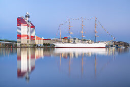 Tower building Skanskaskrapan with Tall Ship Viking in the harbour of Lilla Bommen, Gothenburg, Bohuslän, Västra Götalands län, South Sweden, Sweden, Scandinavia, Northern Europe, Europe