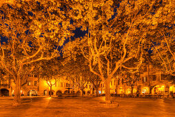 Aux Herbes place, Uzes, Gard, Languedoc-Roussillon, France