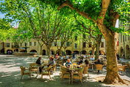 Aux Herbes place, Uzes, Gard, Languedoc-Roussillon, France