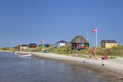 Strandhäuser am Strand Erikshale auf der Insel Ærø, Marstal, Schärengarten von Fünen, Dänische Südsee, Süddänemark, Dänemark, Nordeuropa, Europa