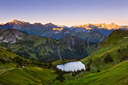 Seealpsee am Nebelhorn, bei Oberstdorf, Allgäuer Alpen, Allgäu, Bayern, Deutschland