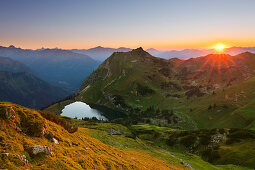 Seealpsee am am Nebelhorn, bei Oberstdorf, Allgäuer Alpen, Allgäu, Bayern, Deutschland