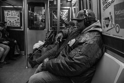 In der U-Bahn, Stadt New York, New York, USA