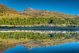 Lake Champfer with Piz Nair, Champfer, Engadine, Canton Grisons, Switzerland