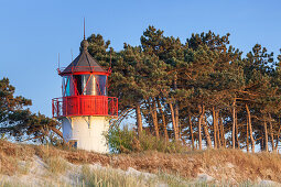 Leuchtturm am Gellen, bei Neuendorf, Insel Hiddensee, Ostseeküste, Mecklenburg-Vorpommern, Norddeutschland, Deutschland, Europa