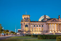 Reichstag at night, Berlin, Germany