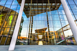 Reflexion of buildings, Paul-Loebe-Haus, Government quarters, Mitte, Berlin, Germany