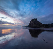 Piha beach with reflection, Waitakere Ranges Regional Park, Auckland, Tasman Sea, North Island, New Zealand, Oceania
