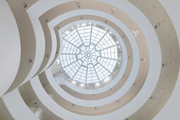 Solomon R. Guggenheim Museum, 5th Avenue, Manhatten, New York City, USA