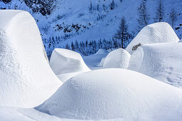 Snow covered boulders, Sella Nabois, Julian Alps, Friaul, Italy