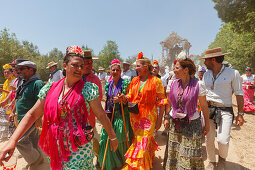 Pilger, Frauen, El Rocio, Wallfahrt nach El Rocio, Fest, Pfingsten, Provinz Huelva, Provinz Sevilla, Andalusien, Spanien, Europa