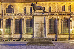 Braunschweiger Löwe auf dem Burgplatz vor Dom St. Blasii, Braunschweig, Niedersachsen, Norddeutschland, Deutschland, Europa