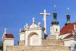 Calvary in front of pilgrimage basilica Unserer Lieben Frau in Frauenkirchen, Burgenland, Eastern Austria, Austria, Europe