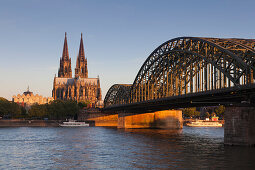 View over the Rhine river to Museum Ludwig, Cologne cathedral and Hohenzollern bridge, Cologne, North Rhine-Westphalia, Germany