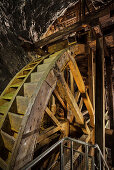 UNESCO Welterbe Bergwerk Rammelsberg, Wasserrad im Stollen, Goslar, Harz, Niedersachsen, Deutschland