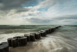 Zingst, Baltic Sea, sea, spray, breakwater, beach, seaside resort, spa, beach, coastal strip, Germany