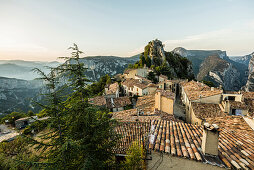 Rougon, Verdon Gorge, Gorges du Verdon, also Grand Canyon du Verdon, Department of Alpes-de-Haute-Provence, Provence-Alpes-Côte d' Azur, France