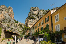 Moustiers St. Marie, Provence, Provence-Alpes-Côte d'Azur, Südfrankreich, Frankreich