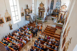 Gottesdienst in der Kirche, katholisch, Fronleichnam, Prozession, Sipplingen, Überlinger See, Bodensee, Baden-Württemberg, Deutschland, Europa