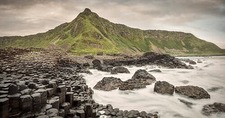 basalt pillars of Giant’s Causeway, Northern Ireland, United Kingdom, Europe, UNESCO World Heritage Site