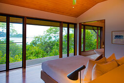 Aller Windward Pavillions im Qualia Resort haben Meeresblicke, Hamilton Island, Queensland, Australien