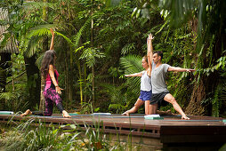 Die Lodge bietet Yogaunterricht an, Silky Oaks Lodge, Queensland, Australien